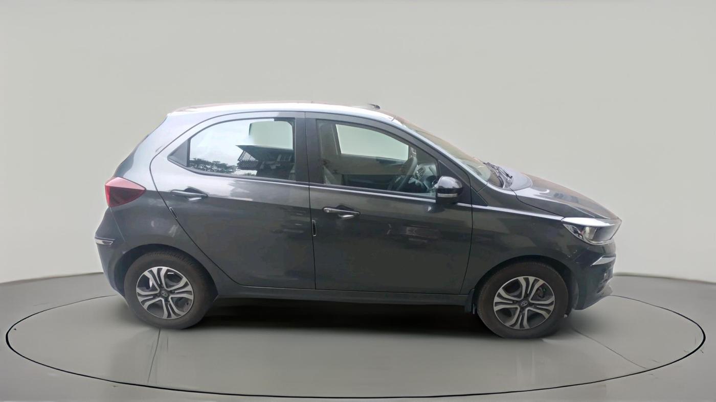 2022 Tata Tiago XT PETROL, Petrol, Manual, 9,509 km, exterior
