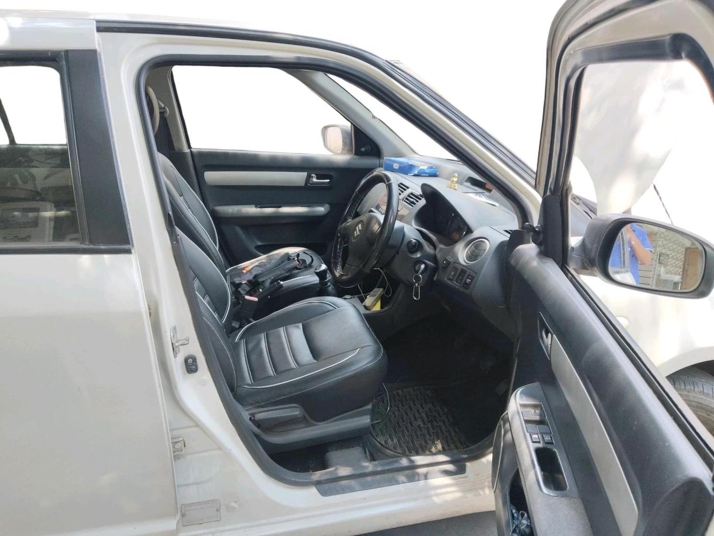 2011 Maruti Swift Dzire VXI, CNG, Manual, 89,777 km, interior