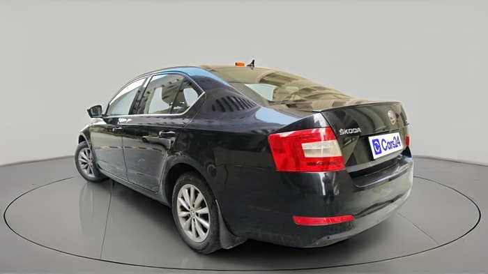 2016 Skoda Octavia STYLE PLUS AT 1.8 TSI, Petrol, Automatic, 95,290 km, exterior