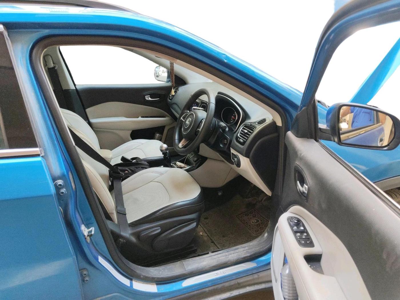 2018 Jeep Compass LIMITED 2.0 DIESEL, Diesel, Manual, 1,80,792 km, interior