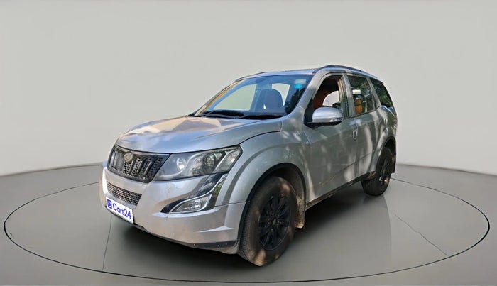 2015 Mahindra XUV500 W10, Diesel, Manual, 1,66,000 km, exterior