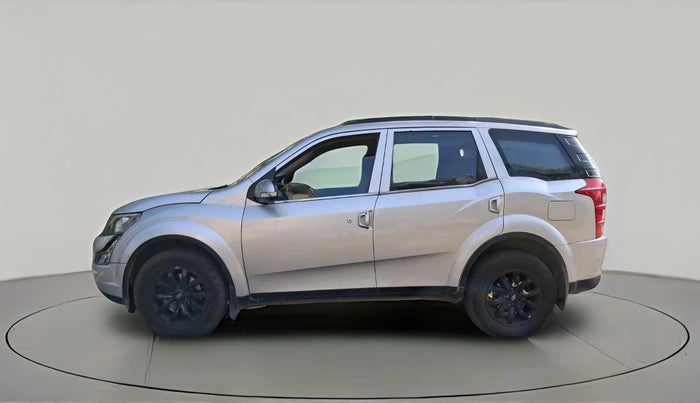 2015 Mahindra XUV500 W10, Diesel, Manual, 1,66,000 km, exterior