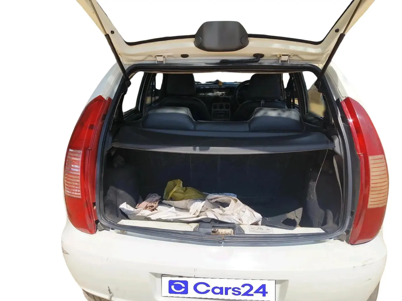 2016 Tata Indica EV2 LX, Diesel, Manual, 1,91,000 km, exterior