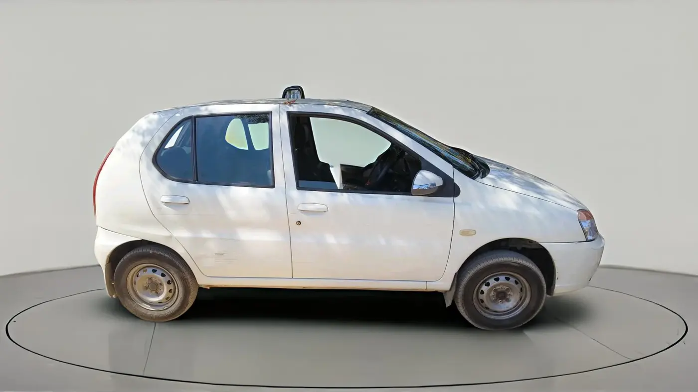 2016 Tata Indica EV2 LX, Diesel, Manual, 1,91,000 km, exterior