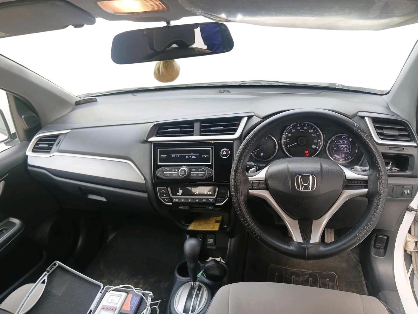 2016 Honda BR-V 1.5L I-VTEC V CVT, Petrol, Automatic, 37,879 km, interior
