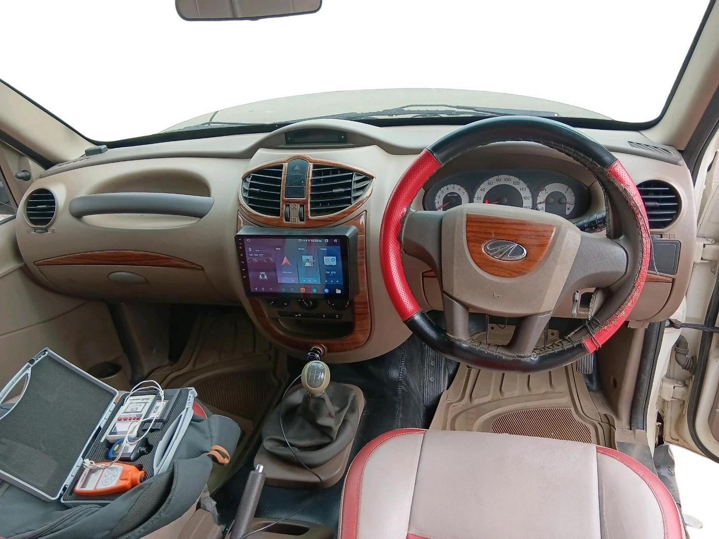2012 Mahindra Xylo E4 BS-III, Diesel, Manual, 1,50,190 km, interior