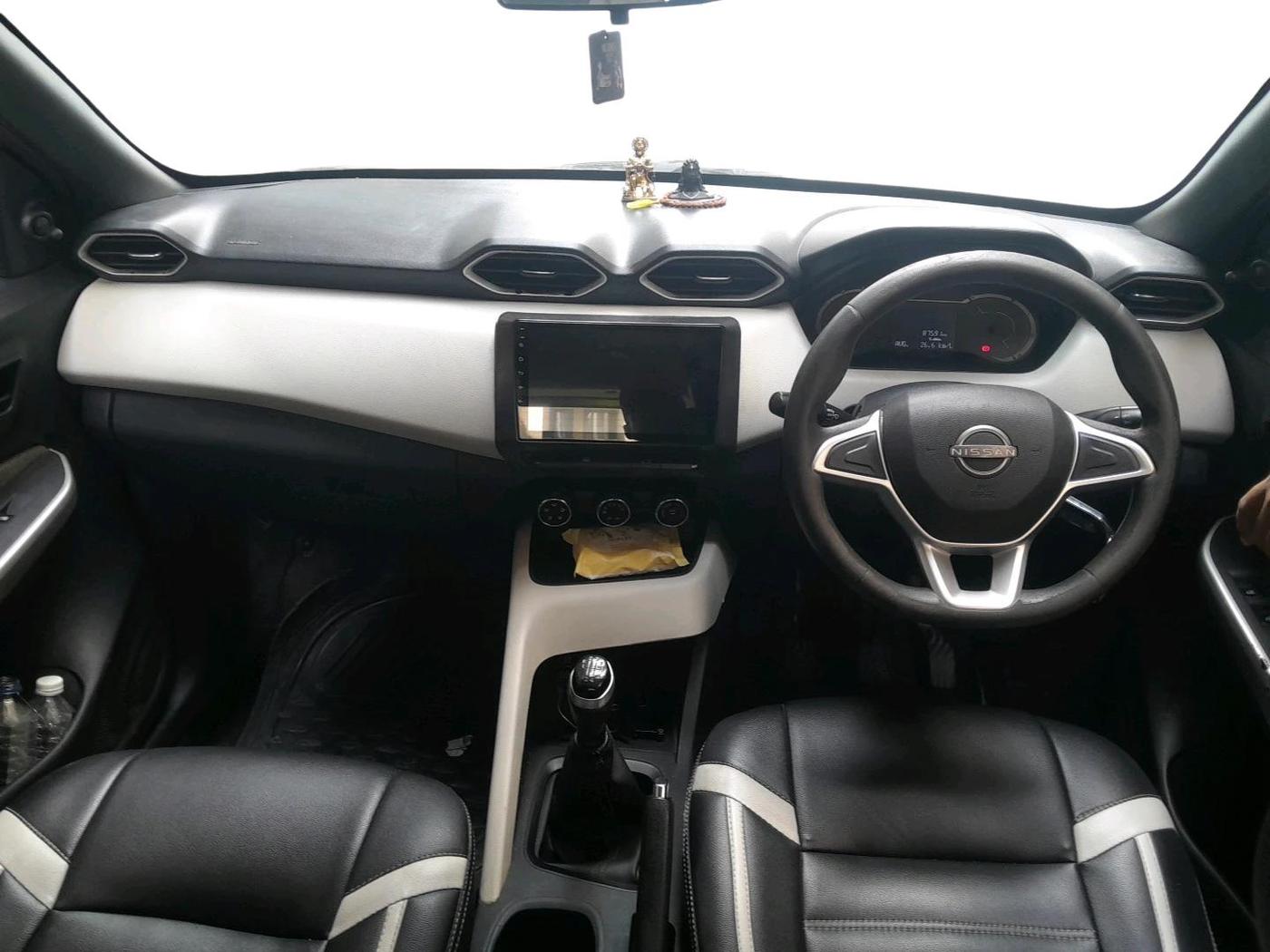 2022 Nissan MAGNITE XE, Petrol, Manual, 87,591 km, interior