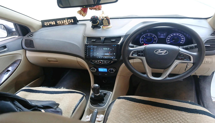 2013 Hyundai Verna FLUIDIC 1.6 CRDI SX, Diesel, Manual, 1,53,302 km, interior