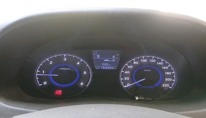 2013 Hyundai Verna FLUIDIC 1.6 CRDI SX, Diesel, Manual, 1,53,302 km, interior