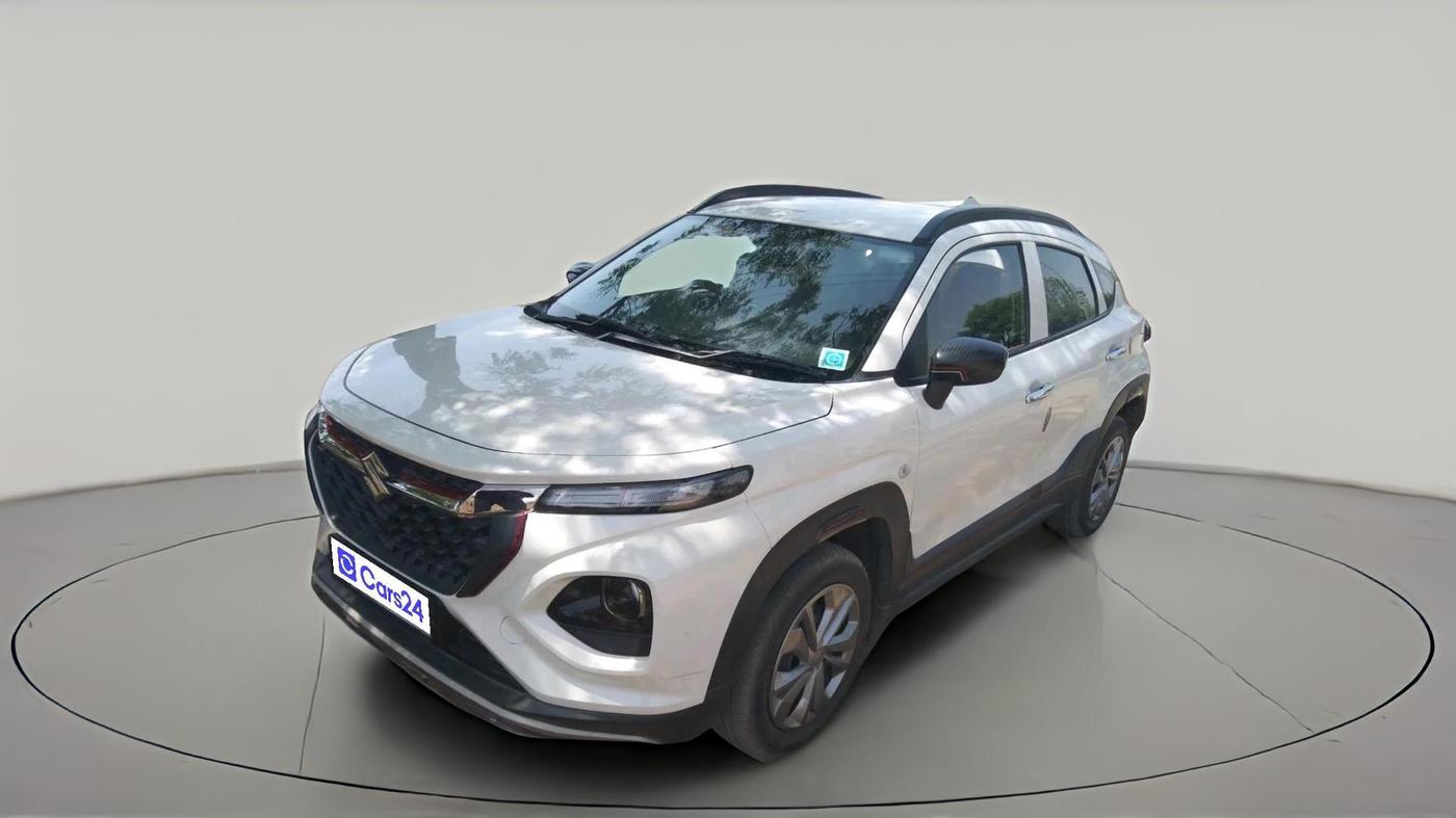 2024 Maruti FRONX SIGMA 1.2 MT, Petrol, Manual, 28,000 km, exterior