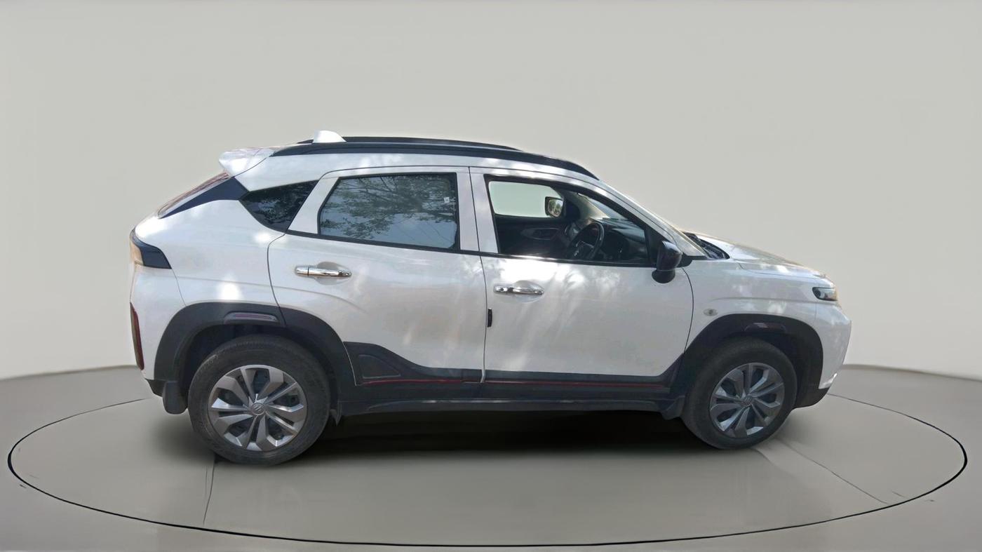 2024 Maruti FRONX SIGMA 1.2 MT, Petrol, Manual, 28,000 km, exterior
