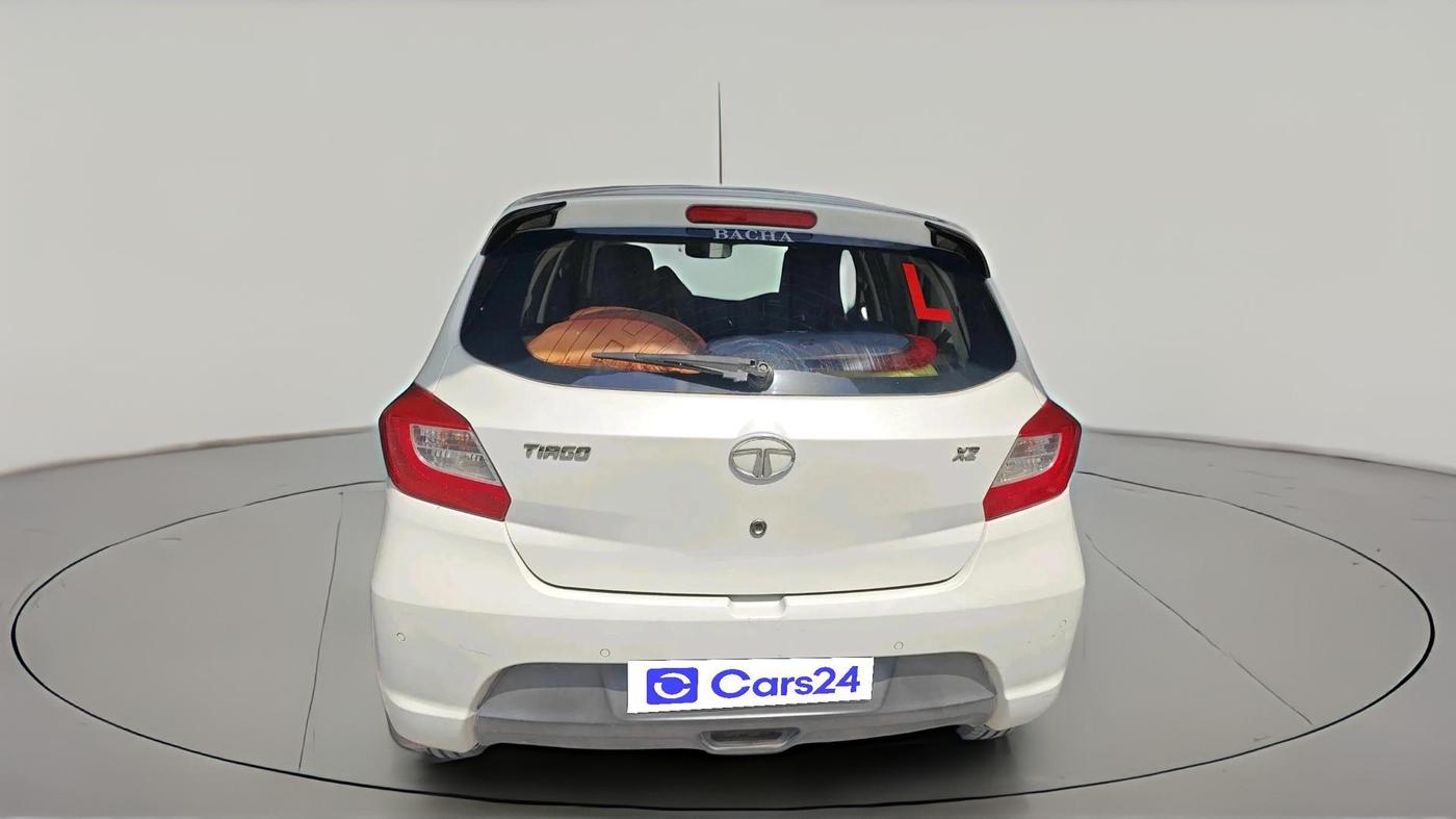 2016 Tata Tiago XZ PETROL, Petrol, Manual, 55,147 km, exterior