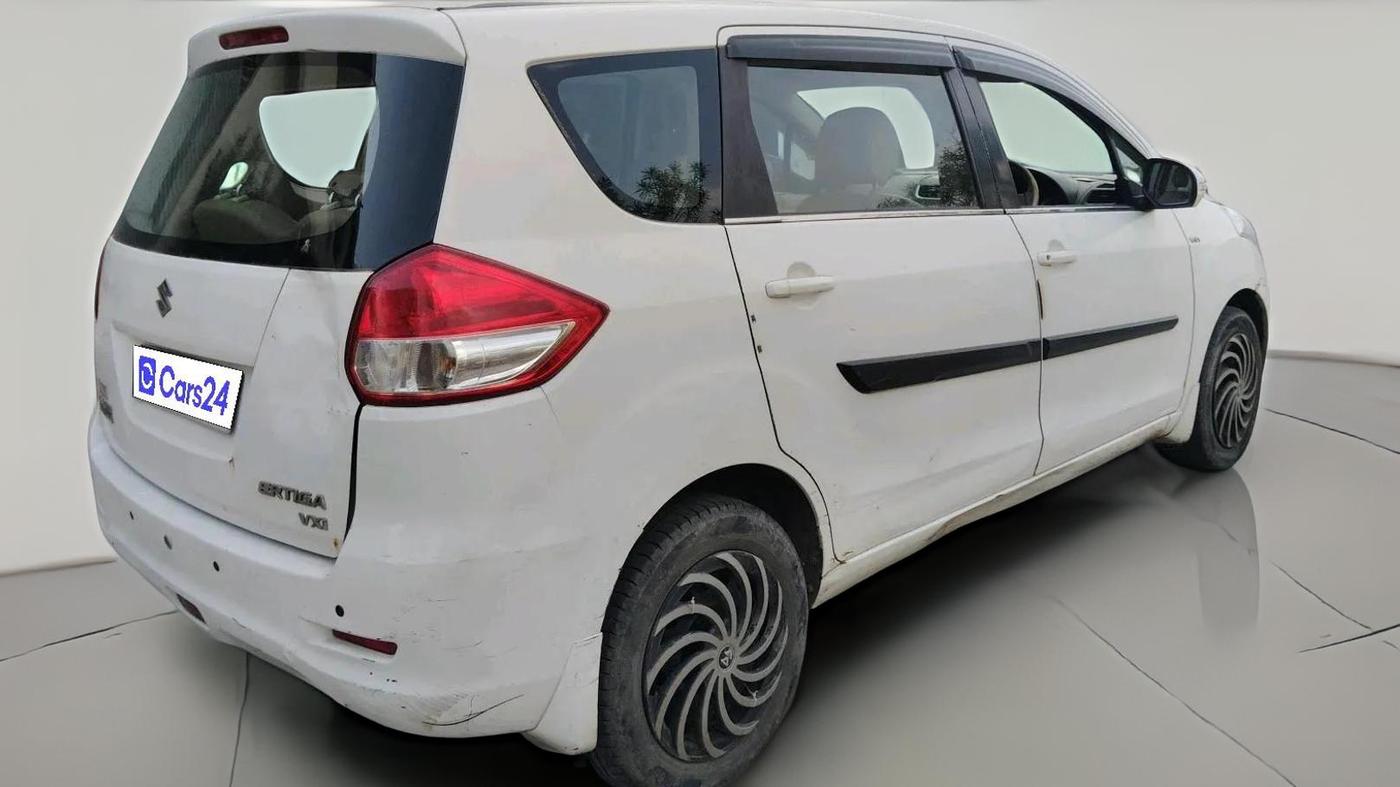 2015 Maruti Ertiga VXI, CNG, Manual, 2,63,563 km, exterior