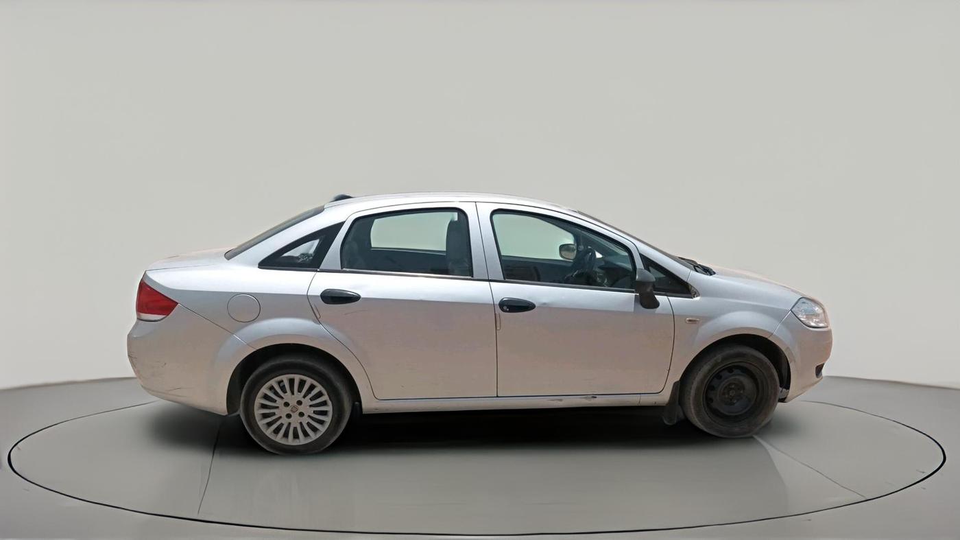 2011 Fiat Linea DYNAMIC 1.3, Diesel, Manual, 67,122 km, exterior