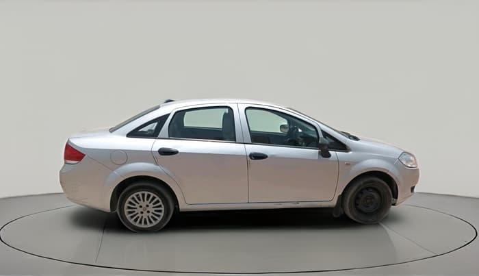 2011 Fiat Linea DYNAMIC 1.3, Diesel, Manual, 67,122 km, exterior