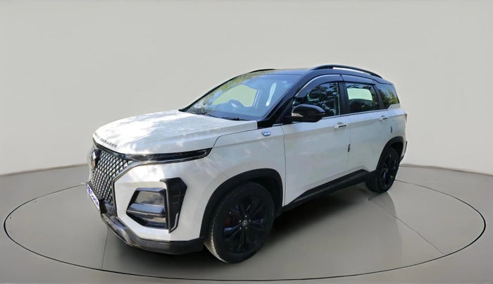 2024 MG HECTOR PLUS Sharp Pro Snowstorm 1.5 Turbo CVT 7 STR, Petrol, Automatic, 32,257 km, exterior