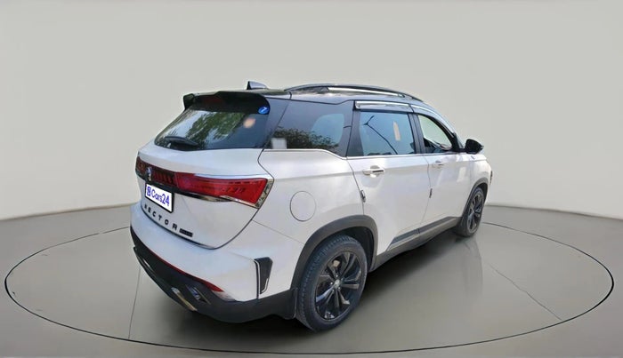 2024 MG HECTOR PLUS Sharp Pro Snowstorm 1.5 Turbo CVT 7 STR, Petrol, Automatic, 32,257 km, exterior