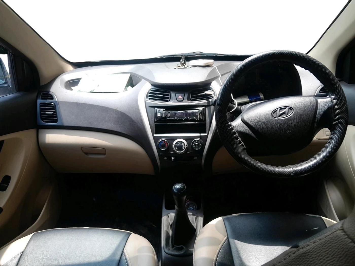 2015 Hyundai Eon ERA +, Petrol, Manual, 37,191 km, interior