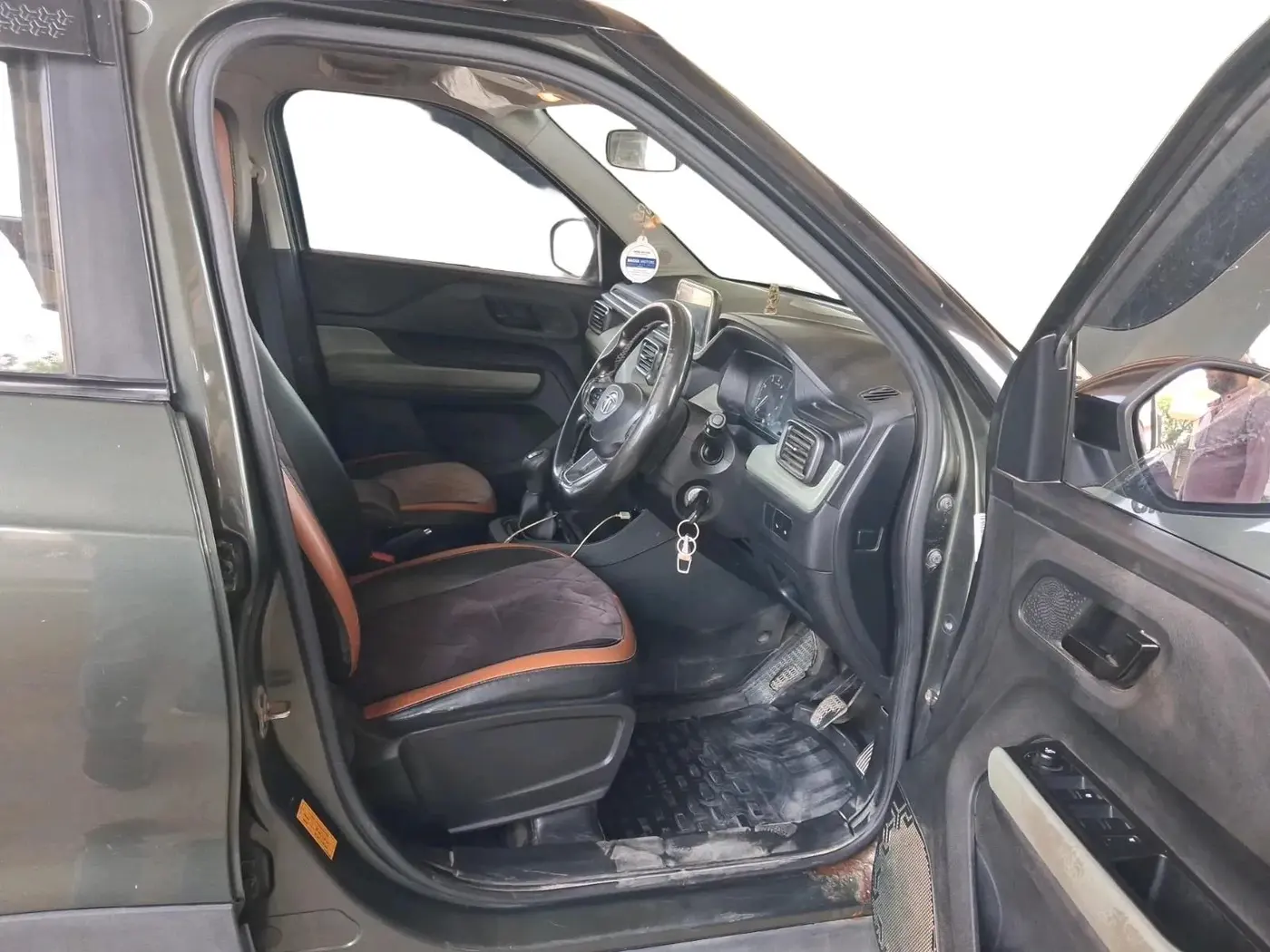 2023 Tata PUNCH ADVENTURE CAMO MT, Petrol, Manual, 84,287 km, interior