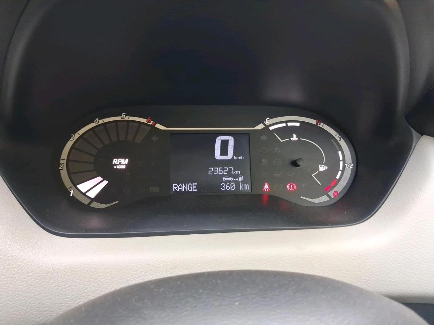 2022 Nissan MAGNITE XE, Petrol, Manual, 24,800 km, interior
