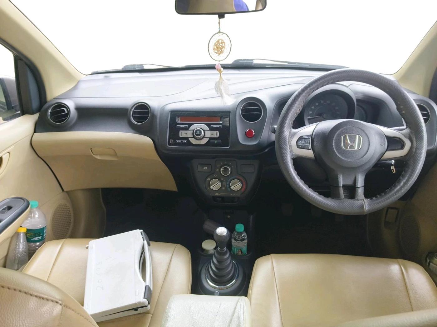 2014 Honda Amaze 1.5L I-DTEC S, Diesel, Manual, 99,323 km, interior