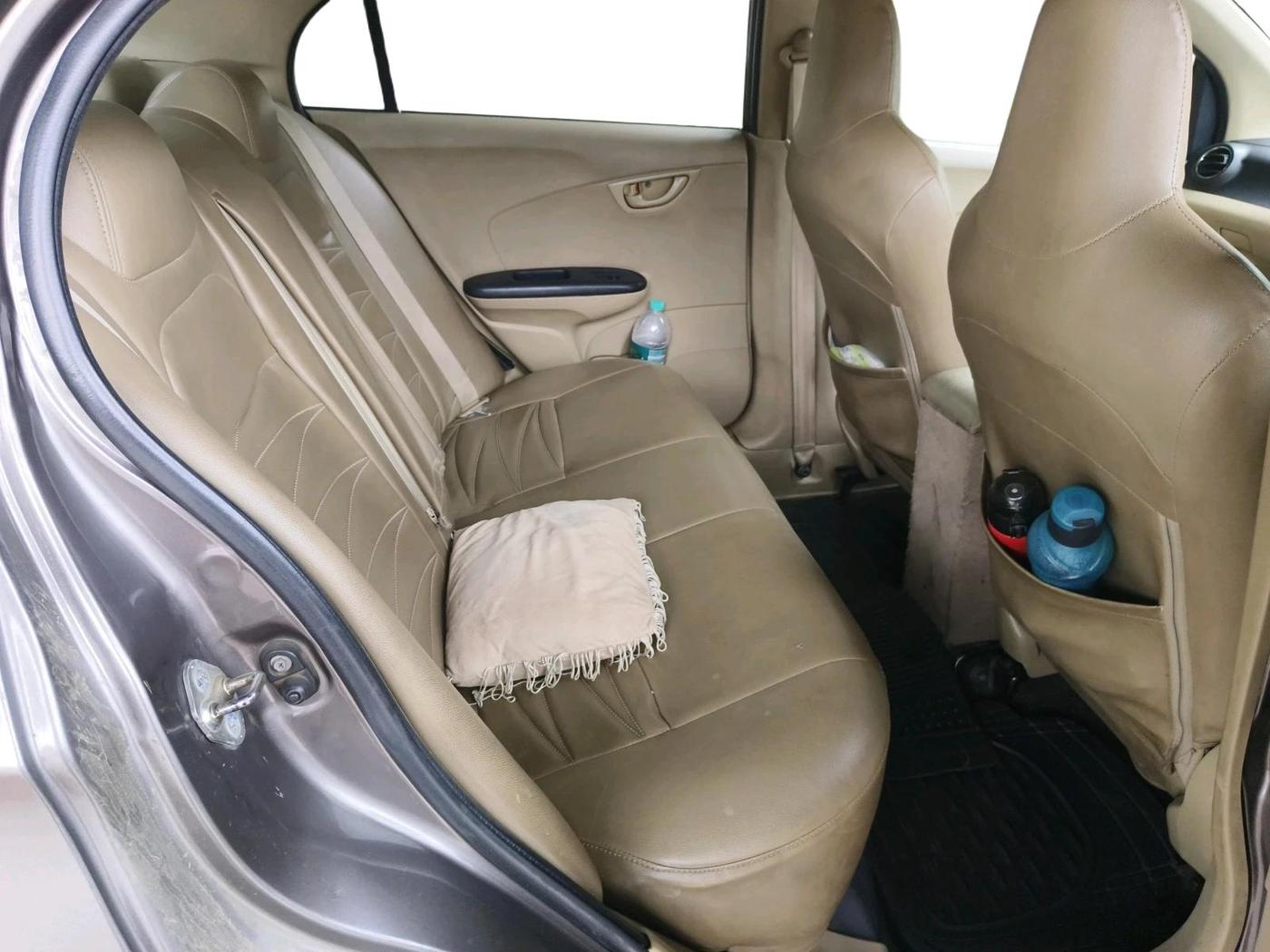 2014 Honda Amaze 1.5L I-DTEC S, Diesel, Manual, 99,323 km, interior