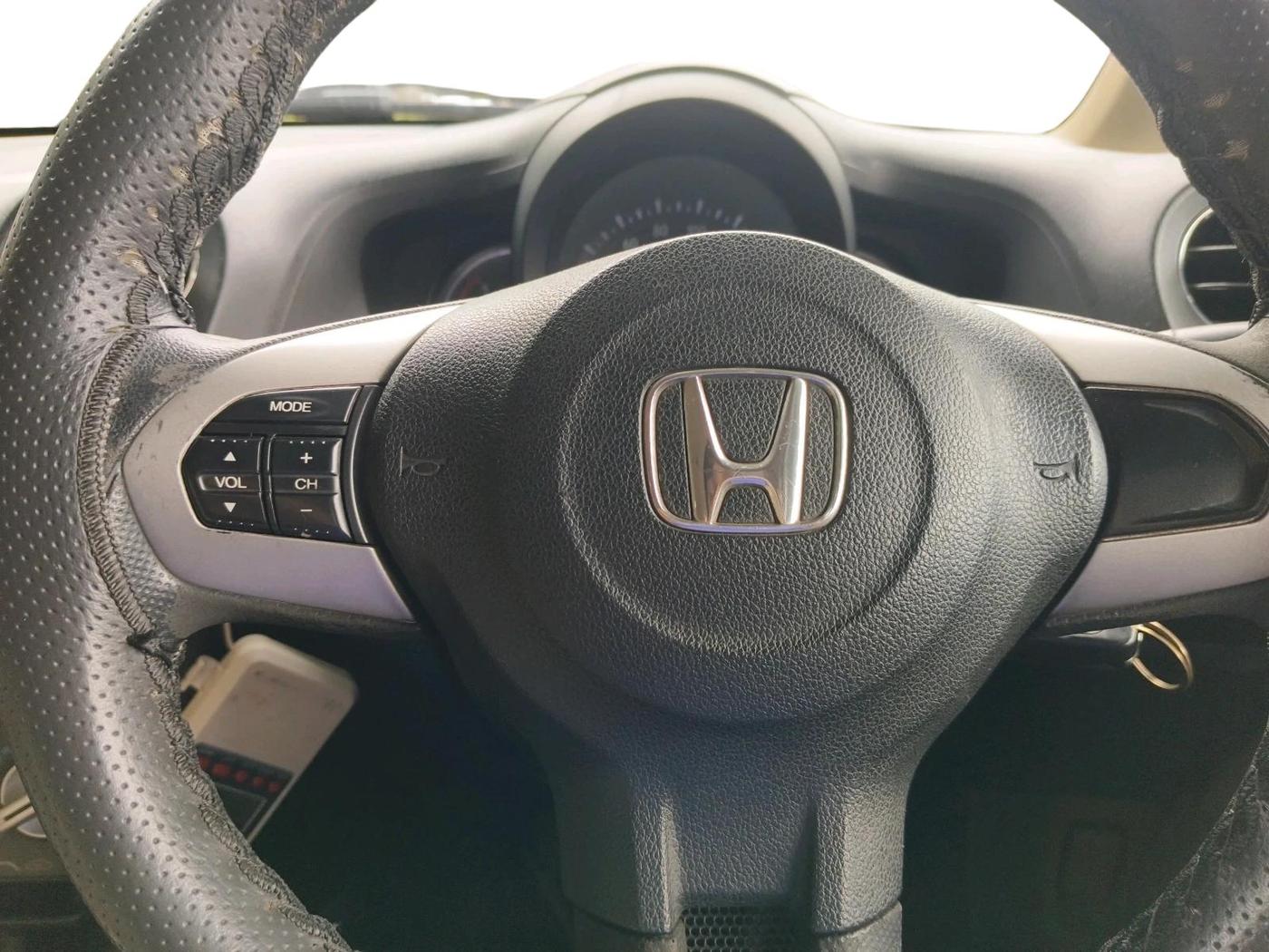 2014 Honda Amaze 1.5L I-DTEC S, Diesel, Manual, 99,323 km, interior