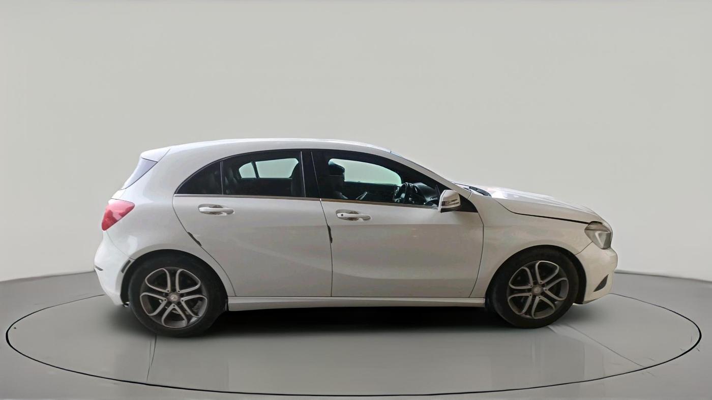 2014 Mercedes Benz A Class A180 CDI STYLE, Diesel, Automatic, 73,372 km, exterior