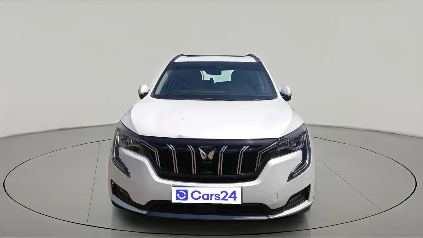 2022 Mahindra XUV700 AX 7 D MT 7 STR, Diesel, Manual, 82,703 km, exterior