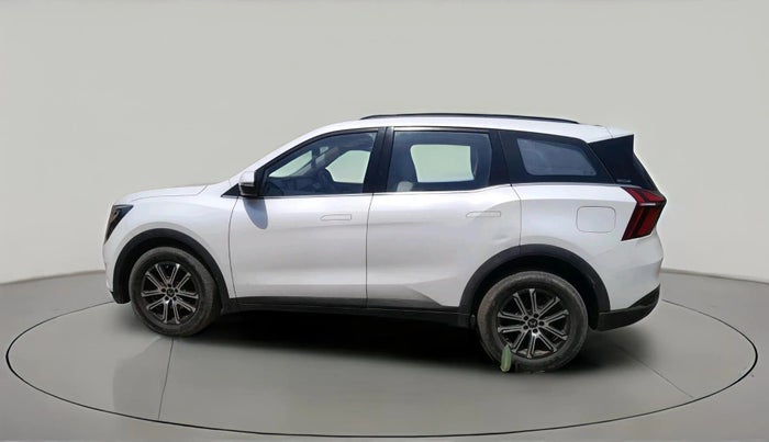 2022 Mahindra XUV700 AX 7 D MT 7 STR, Diesel, Manual, 82,703 km, exterior
