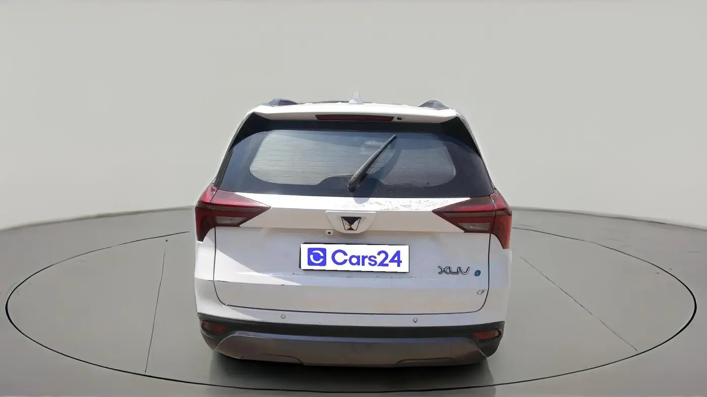 2022 Mahindra XUV700 AX 7 D MT 7 STR, Diesel, Manual, 82,703 km, exterior