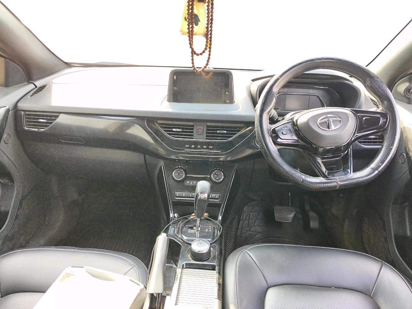 2022 Tata NEXON XZA PLUS DIESEL DARK EDITION, Diesel, Automatic, 1,46,100 km, interior