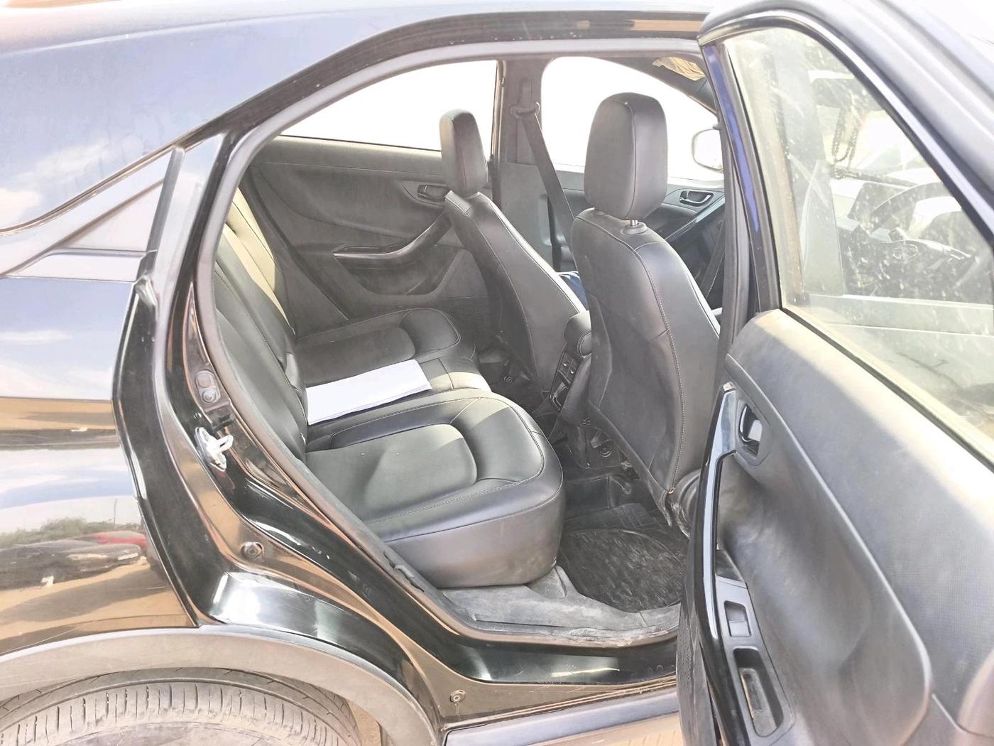 2022 Tata NEXON XZA PLUS DIESEL DARK EDITION, Diesel, Automatic, 1,46,100 km, interior