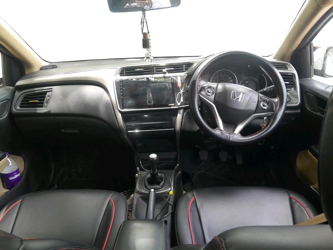 2014 Honda City 1.5L I-DTEC SV, Diesel, Manual, 1,18,665 km, interior