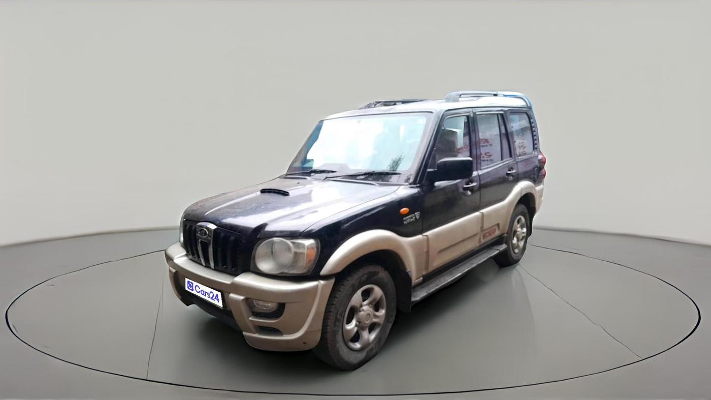 2014 Mahindra Scorpio SLE, Diesel, Manual, 1,04,000 km, exterior
