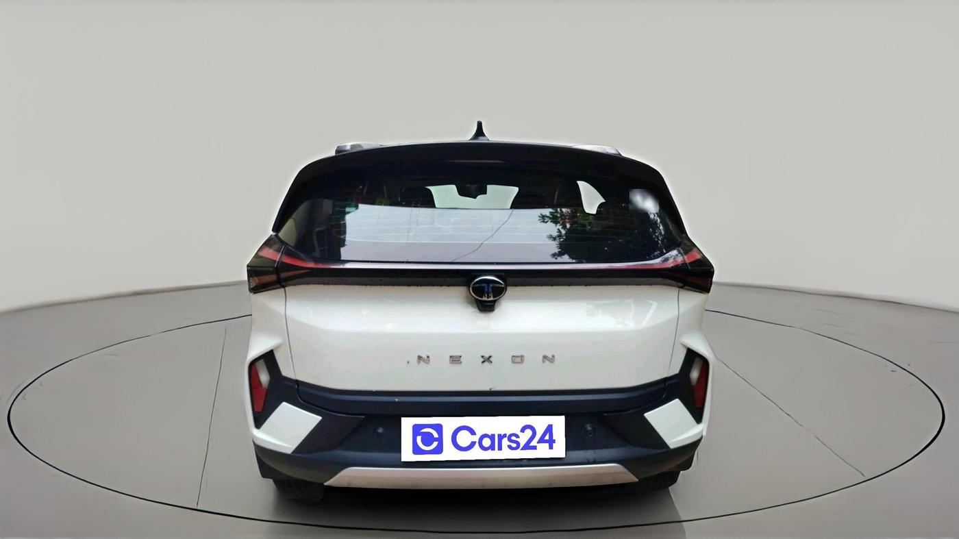 2025 Tata NEXON Creative Plus (PS) 1.2 Petrol DCA Dual Tone, Petrol, Automatic, 19,666 km, exterior