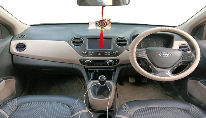 2017 Hyundai Xcent SX 1.2 (O), Petrol, Manual, 1,04,975 km, interior