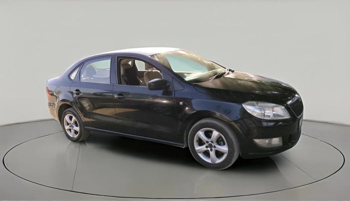 2014 Skoda Rapid ELEGANCE 1.6 TDI CR MT, Diesel, Manual, 99,222 km, exterior