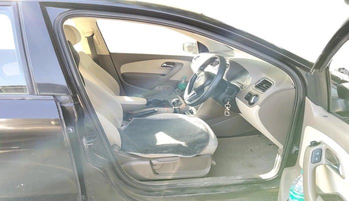 2014 Skoda Rapid ELEGANCE 1.6 TDI CR MT, Diesel, Manual, 99,222 km, interior