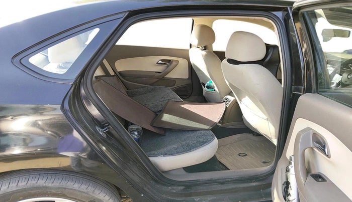 2014 Skoda Rapid ELEGANCE 1.6 TDI CR MT, Diesel, Manual, 99,222 km, interior