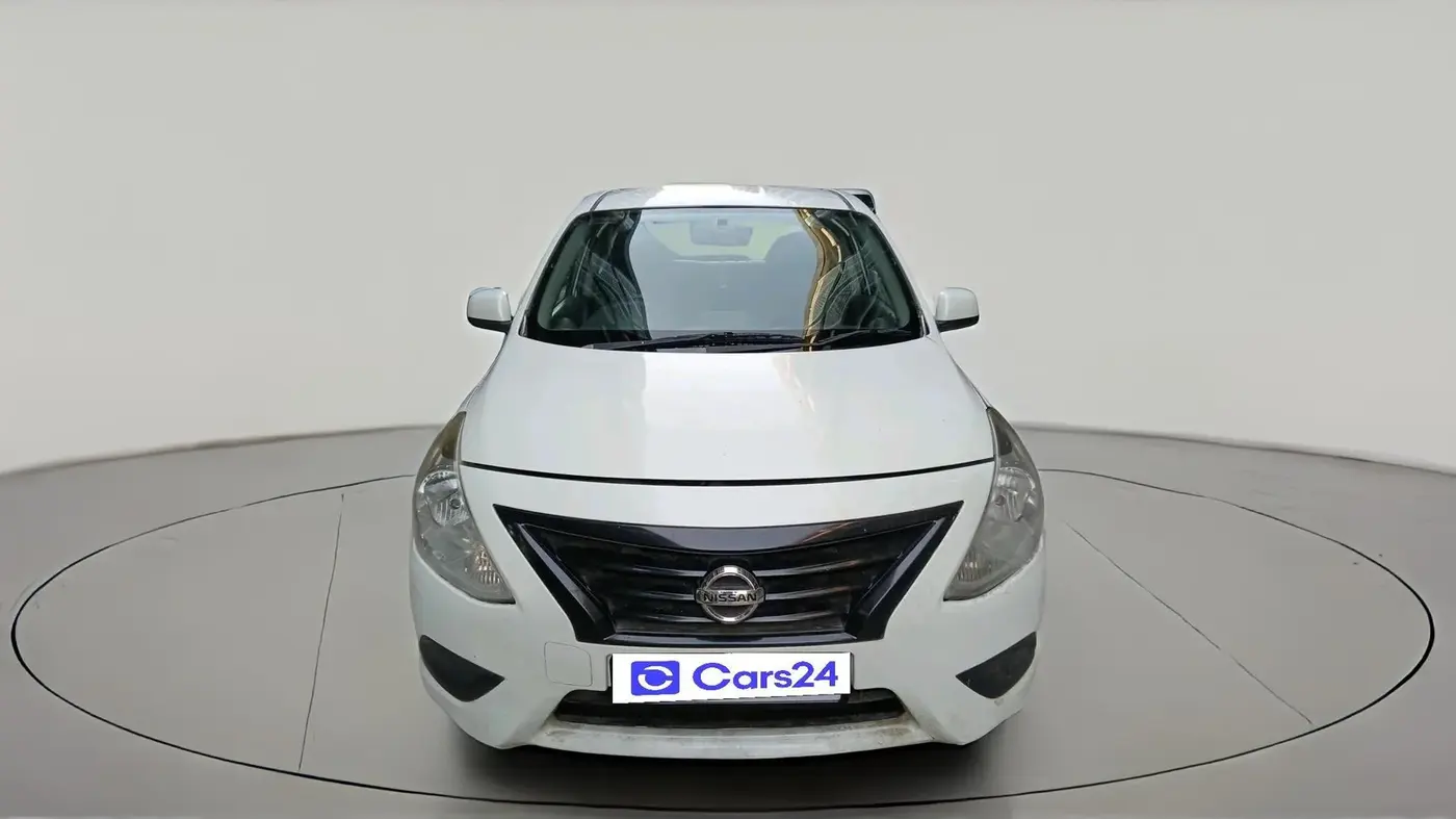 2016 Nissan Sunny XE D, Diesel, Manual, 72,238 km, exterior