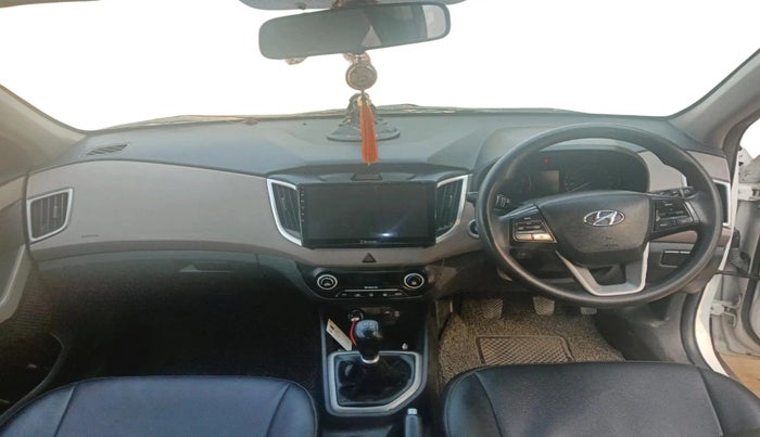 2016 Hyundai Creta SX PLUS 1.6 DIESEL, Diesel, Manual, 1,43,400 km, interior