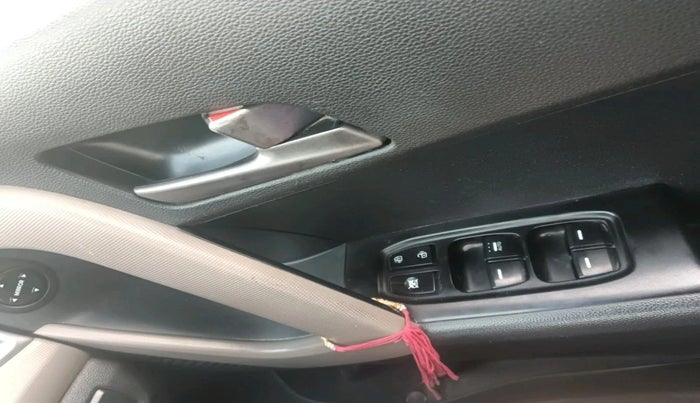 2016 Hyundai Creta SX PLUS 1.6 DIESEL, Diesel, Manual, 1,43,400 km, interior