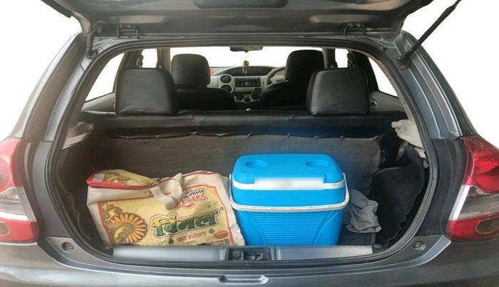 2013 Toyota Etios Liva GD, Diesel, Manual, 1,42,013 km, exterior