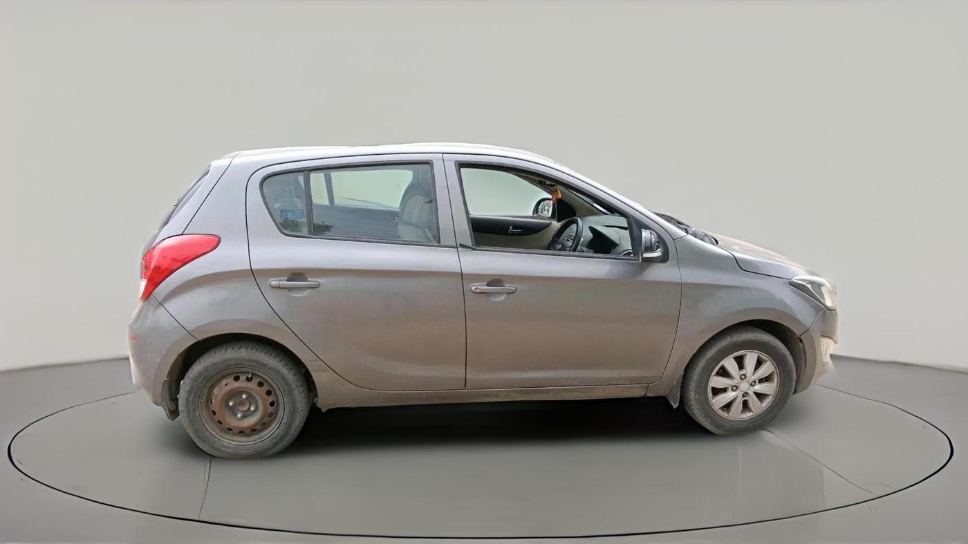 2013 Hyundai i20 SPORTZ 1.2, Petrol, Manual, 81,018 km, exterior