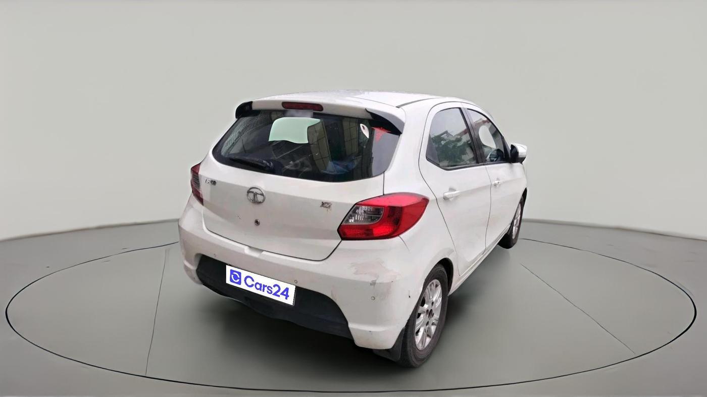 2016 Tata Tiago XZ PETROL, CNG, Manual, 1,22,540 km, exterior