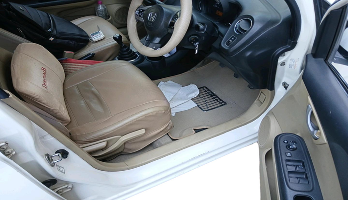 2015 Honda Amaze 1.2L I-VTEC SX, Petrol, Manual, 1,35,729 km, interior
