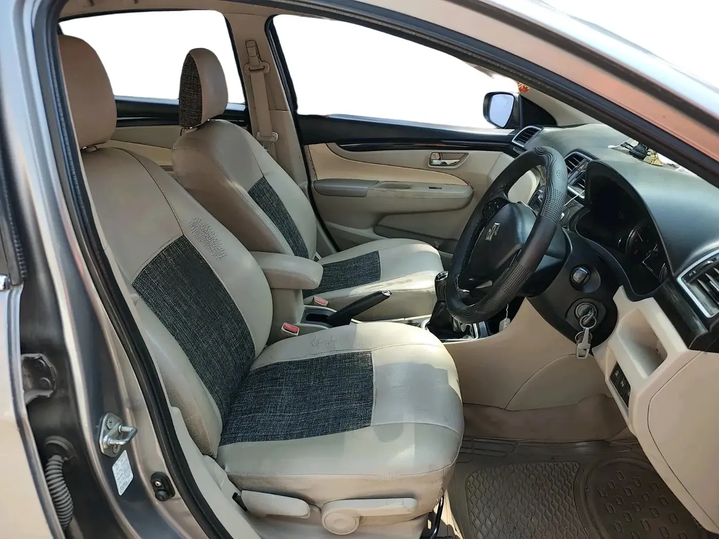 2016 Maruti Ciaz VDI SHVS, Diesel, Manual, 84,652 km, interior