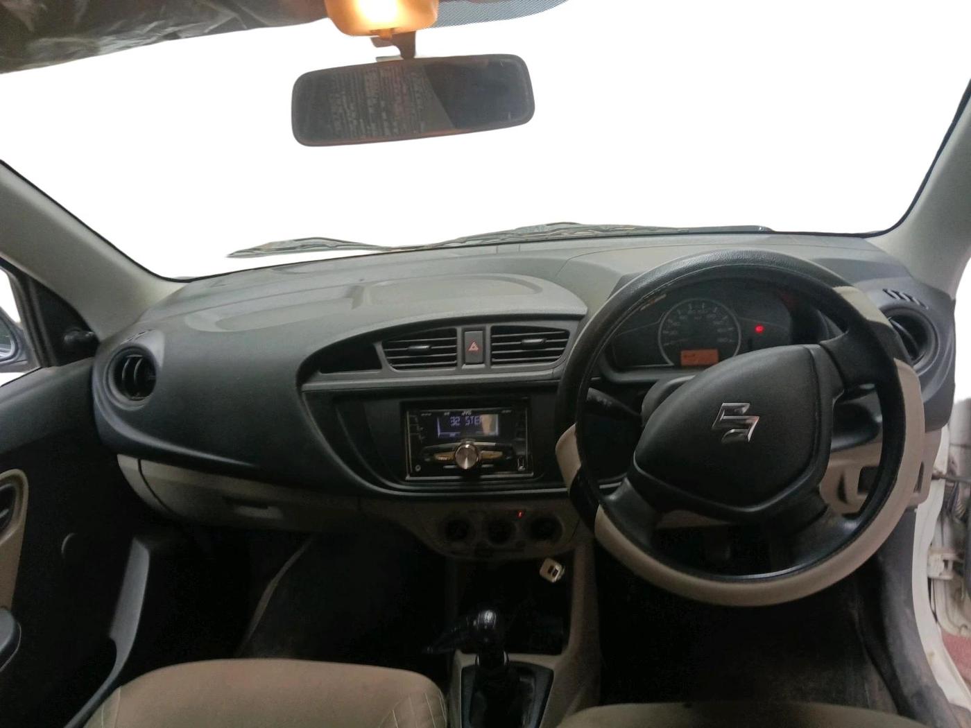 2015 Maruti Alto K10 LXI, Petrol, Manual, 1,21,822 km, interior