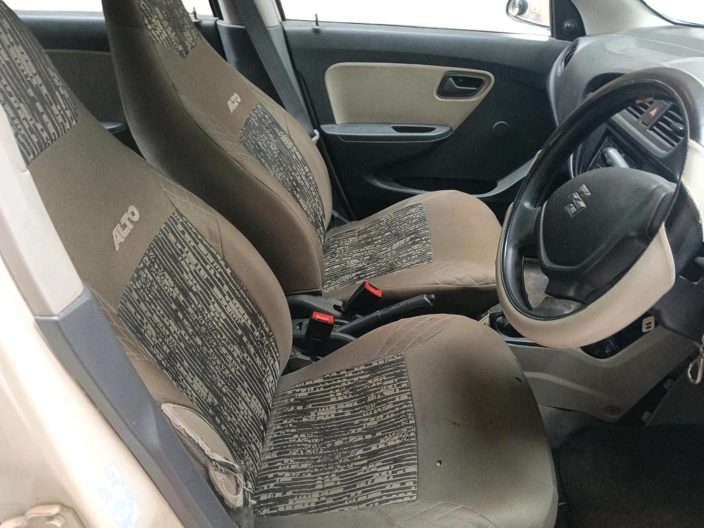 2015 Maruti Alto K10 LXI, Petrol, Manual, 1,21,822 km, interior